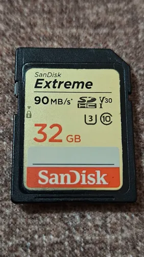 Cartão de memoria SanDisk extreme 32GB 