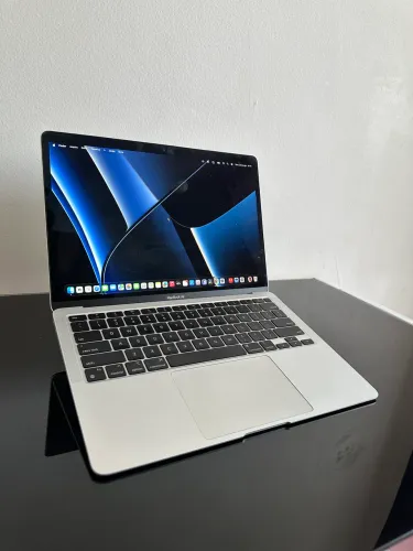 MacBook Air M1 8Gb de 256Gb