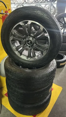 Roda 18 mitsubishi I200, pajero, triton