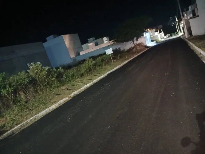 Vende-se lote no loteamento DETRAN de Surubim. Travessa da rua principal da infanti.