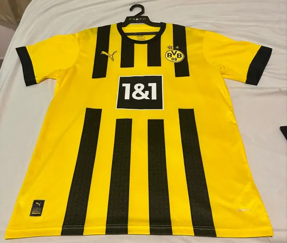 Camisa Puma Borussia Dortmund Preta e Amarela