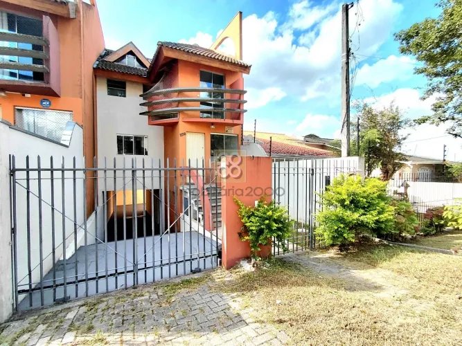 Sobrado - R Teffe, 1258 - Vista Alegre - Curitiba - PR
