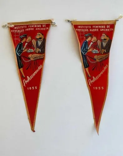 2 Flâmulas De Agremiações Anos 50 Vintage