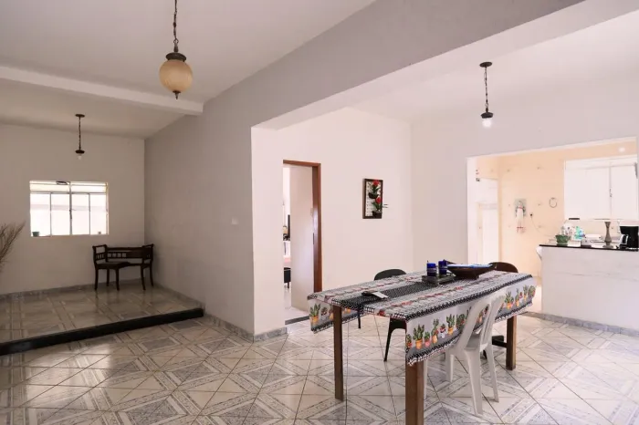Casa à Venda - Santa Inês, 4 Quartos, 280 m2
