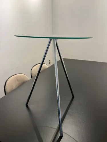 Mesa lateral TOK & STOK