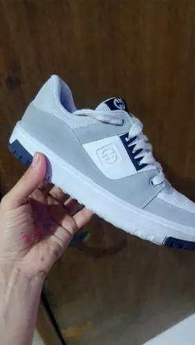 Vendo sapato infantil usado poucas vezes, número 34