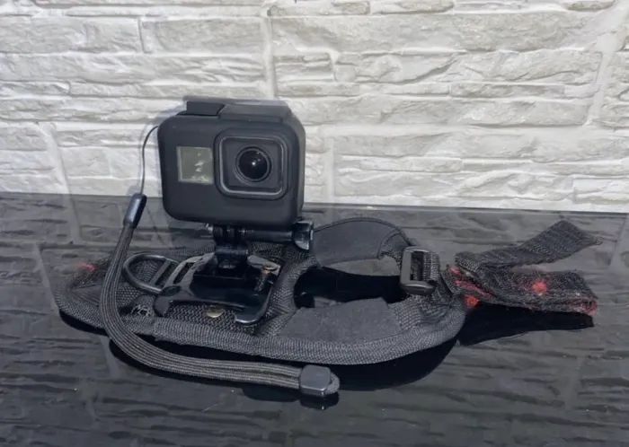 GoPro hero black 6 + 2 baterias com carregador + Dome + vários acessórios