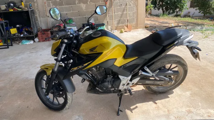 HONDA CB 300
