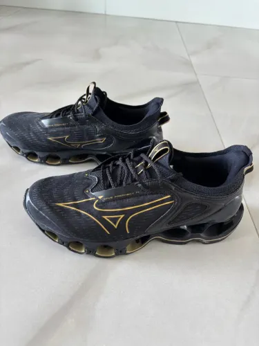tênis mizuno wave prophecy 14 preto 42.5