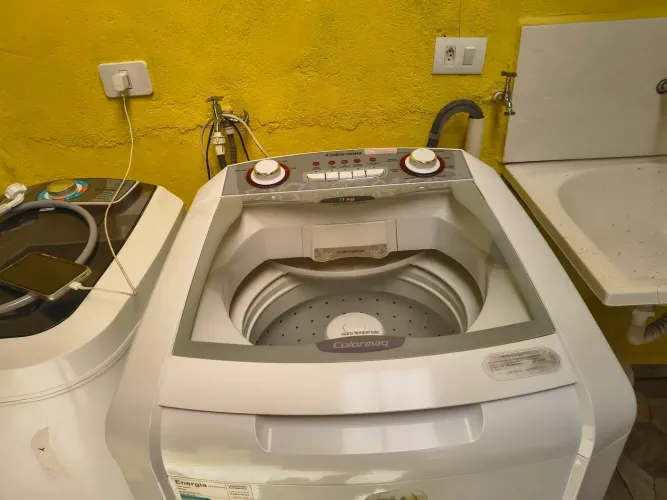 Vende-se máquina de lavar Colormaq 11kg