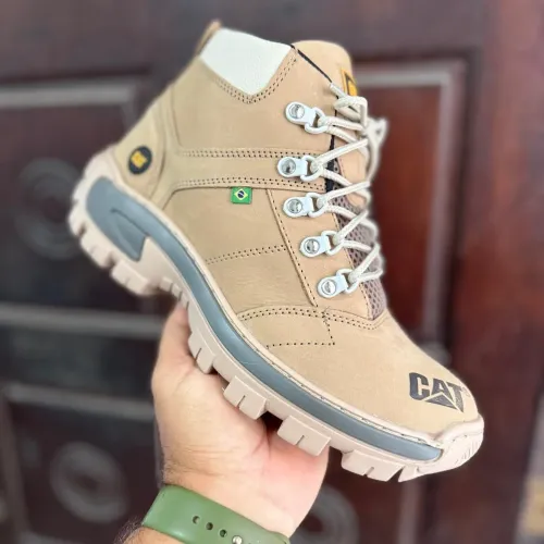 Bota Cat de couro