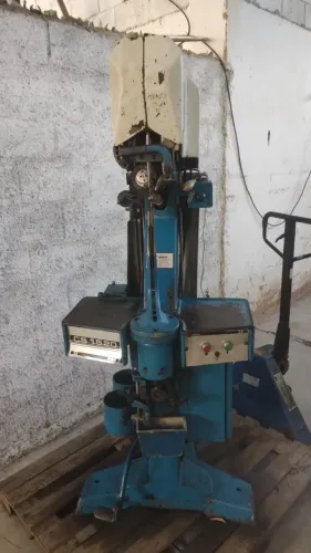MAQUINA DE COSTURAR SOLADO DE CALÇADO BLAQUEADEIRA