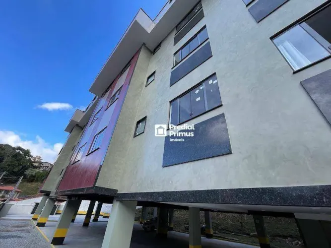 Apartamento com 2 dormitórios à venda, 69 m² por R$ 620.000,00 - Braunes - Nova Friburgo/R