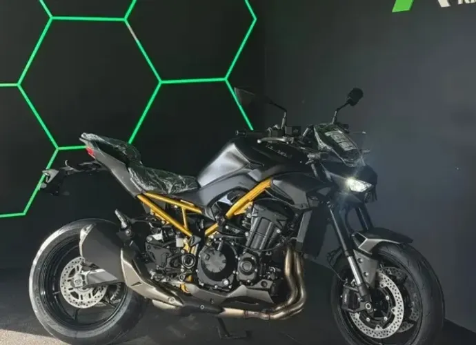 Kawasaki Z900 ABS Cinza 0KM | R$ 66.990 + Emplacamento Grátis
