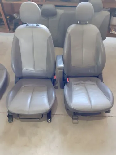 Bancos de couro Hyundai HB20 sedan