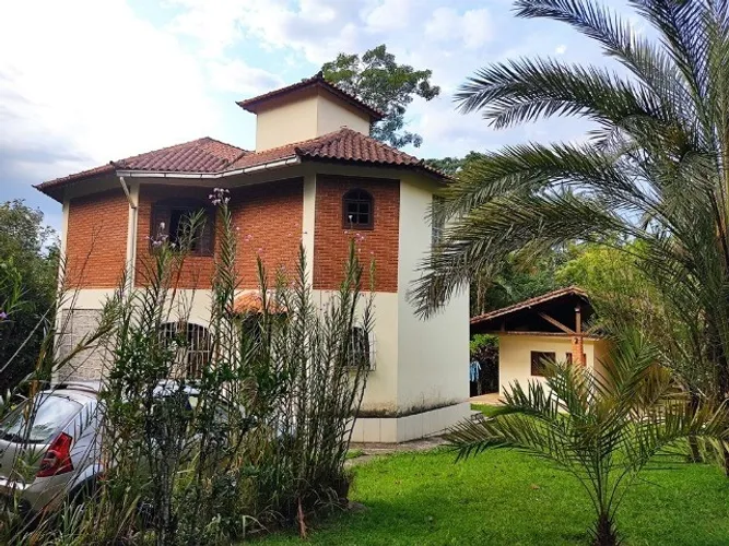 Casa a venda em Penedo RJ (1.124 m²) dois terrenos. R$ 650 Mil