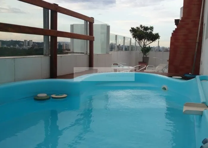 LINDA COBERTURA COM PISCINA, CHURRASQUEIRA E PRÓXIMO DO METRO ADOLFO PINHEIROS