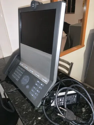 Teleconferência IP cisco tandeberg