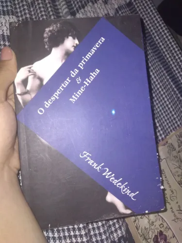 Livro BARATO: O despertar da primavera