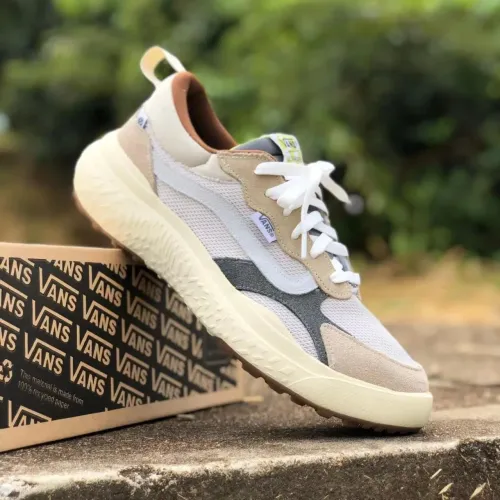 Tênis Vans UltraRange EXO - Novo