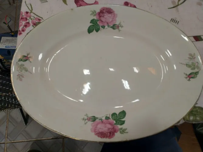 Travessa antiga , 37 cm.