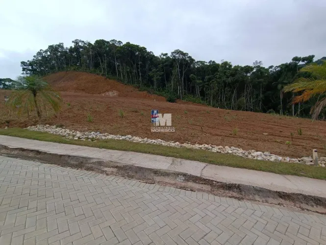 Terrenos á venda no Loteamento Recanto do Sol, Bairro Bateas