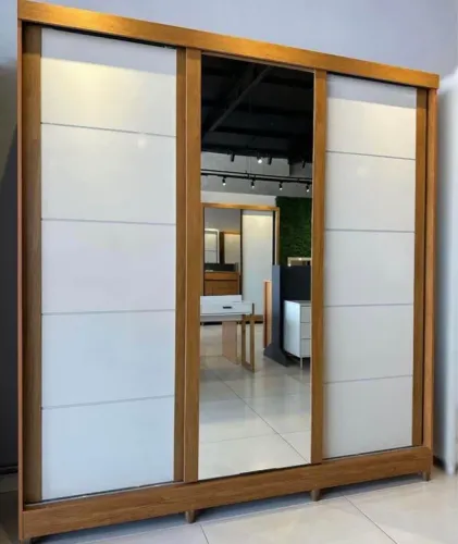 Guarda roupa casal (MDF + espelho) novo