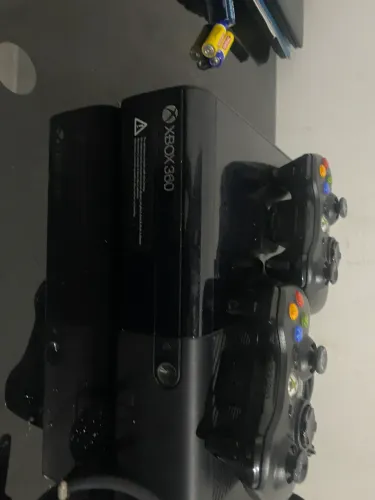 Xbox360 R$450,00