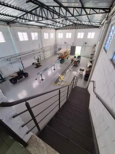 Galpão para alugar, 285 m² por R$ 6.580,00/mês - Putim - São José dos Campos/SP