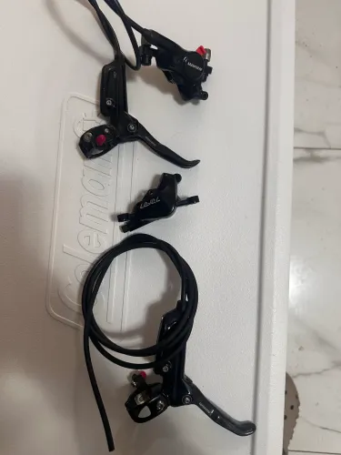 Freios Sram Level Ultimate Carbon