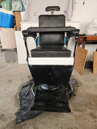 Cadeira de Barbeiro Ferrante, troco em bike