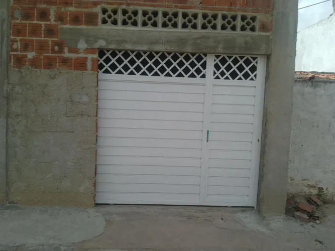 Portão alumínio branco r$499 mt²