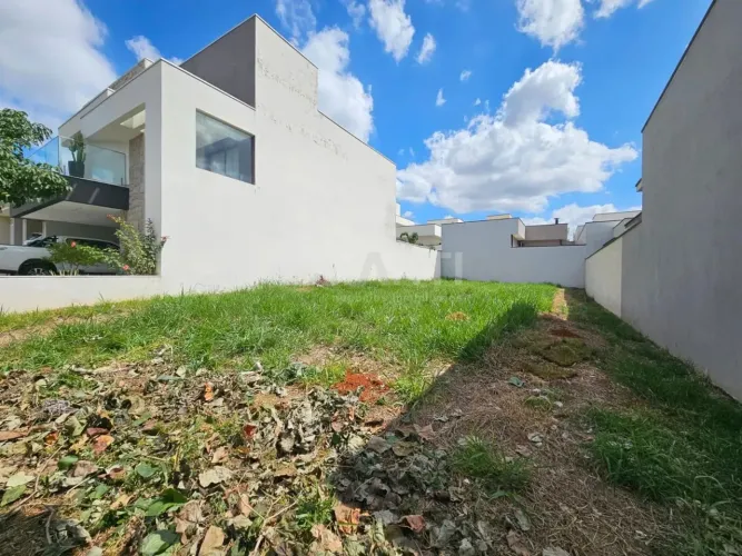 Terreno à venda no Condomínio Jardim do Jatobá em Hortolândia na Davanti Imóveis.