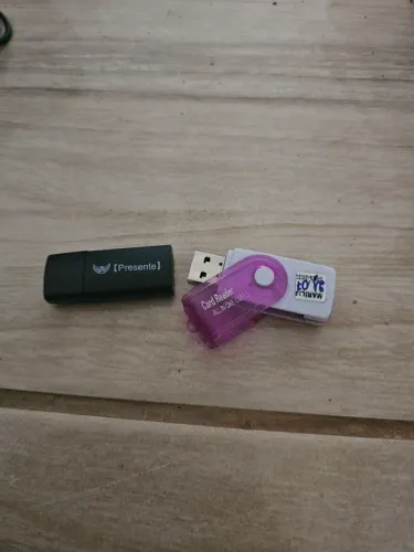 Leitor de Cartões Micro SD/USB