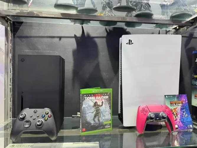 Xbox Series X - Playstation 5 - Seminovo