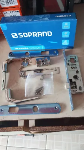 Fechadura Soprano para Porta de alumínio tamanho padrão