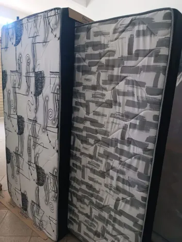 Cama box Solteiro com Auxiliar Novas lacradas.