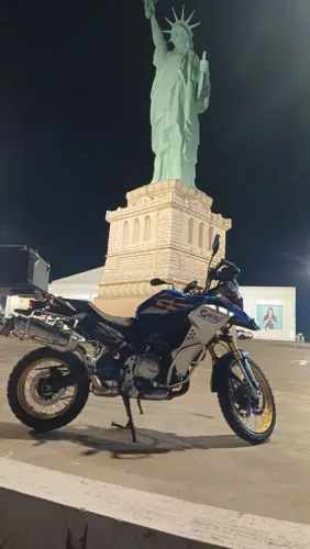 60.000 km ano 2021 revisao em dias 7 mil km pra próxima revisão  ipva pago ate 2026,