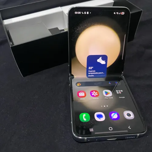 Samsung ZFlip 5 256gb