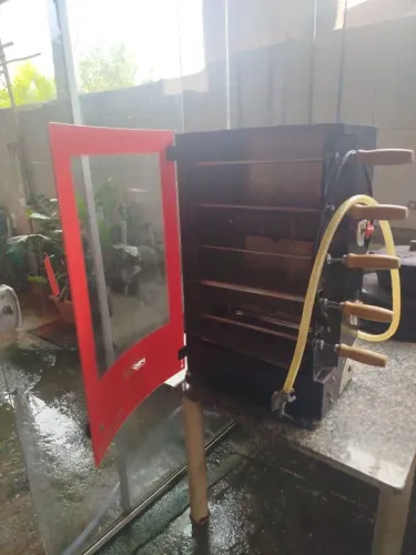 Churrasqueira a gás.