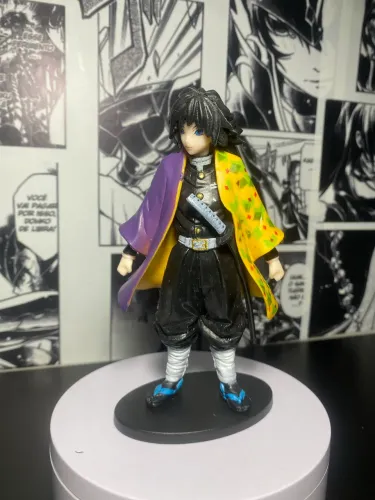 figure giyu - kimetsu