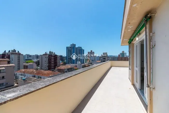 MUITO ESPAÇO, SOL E CONFORTO PERTO DE MUITAS COMODIDADES, COMO VOCÊ PROCURA!