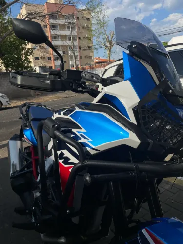 Africa Twin DCT 2024 Automática Apenas 5.000 km ? Impecável!
