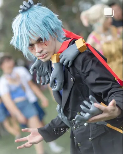 Cosplay shigaraki em perfeito estado