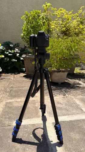 Canon SL2 + Tripé Weifeng + Bag + Kit Limpeza - Apenas 7.888 Cliques!