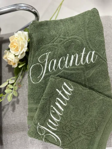 Toalhas e bordados personalizados