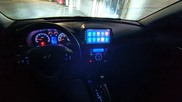 Hyundai i30 cw top de linha 2012 com teto solar bancos em couro ar digital 