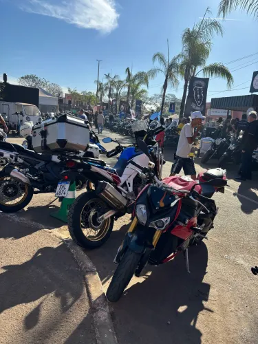 BMW S1000R - Venda abaixo da fipe