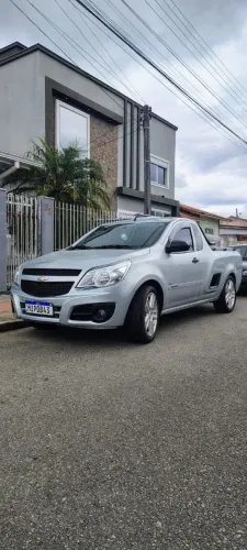 Montana 1.4 completa com gnv 2011