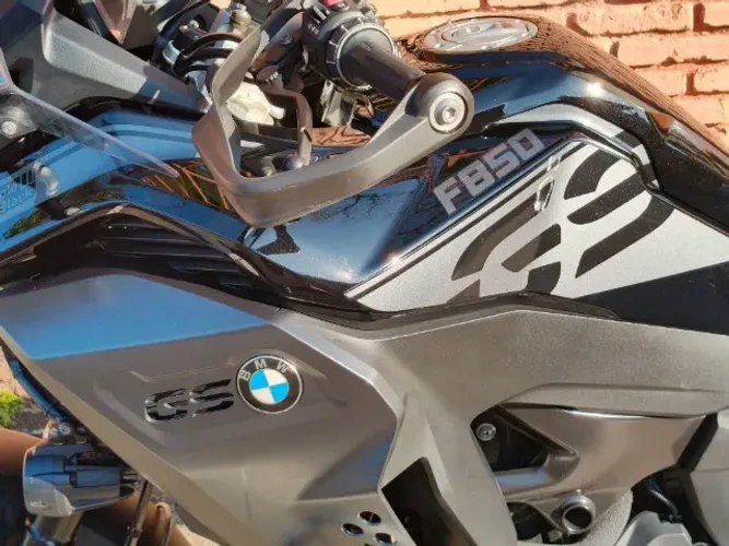 BMW GS 850 Adventure Premium TRIPLE BLACK MOTO DE GARAGEM! SEM DETALHES! Exclusiva